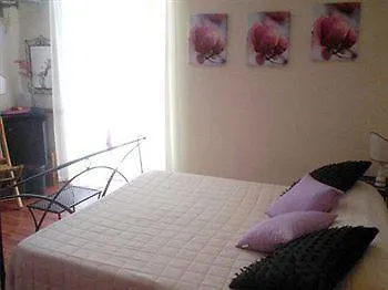 ゲストハウス Quiet Night 3*