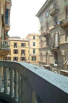 Hotiday Quiet Night 3* La Spezia