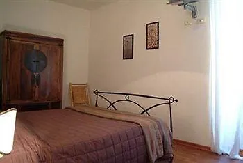 Hotiday La Spezia Quiet Night 3*